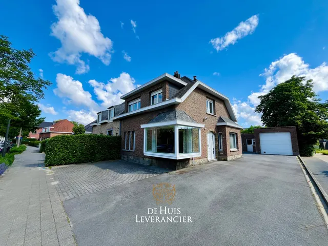 huis à vendre à Kontich – 1/10