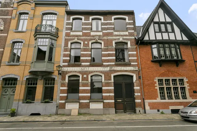 House for sale in Antwerpen Berchem – 1/10