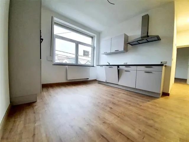 Appartement te huur in Mont-sur-Marchienne – 1/9