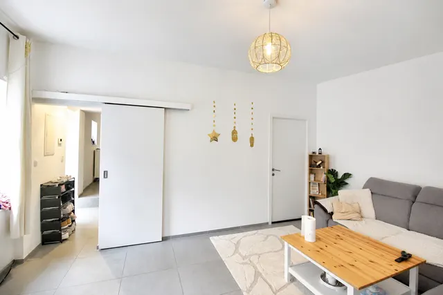 Huis te koop in Fontaine-l'Évêque – 1/9