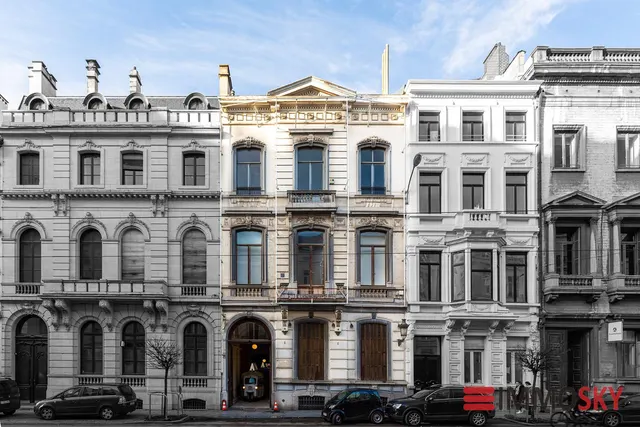 Huis te koop in Saint-Josse-ten-Noode – 1/10
