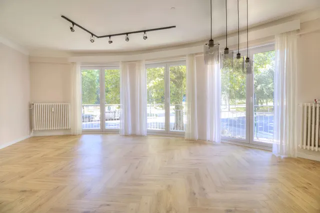 Appartement te koop in Neder Over Heembeek – 1/10