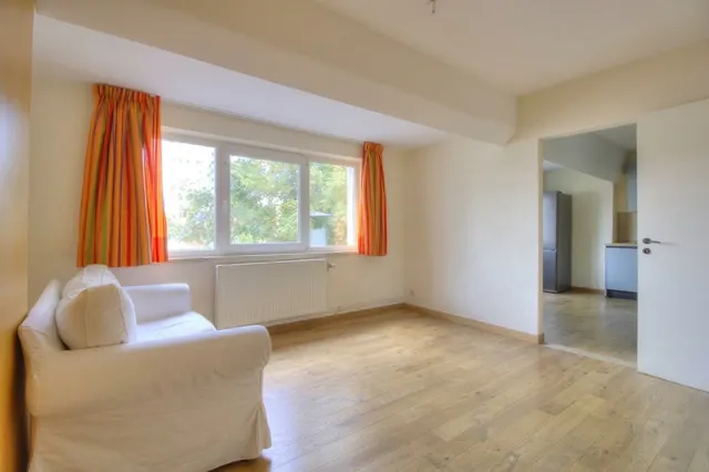 Appartement te huur in Schaerbeek – 1/10