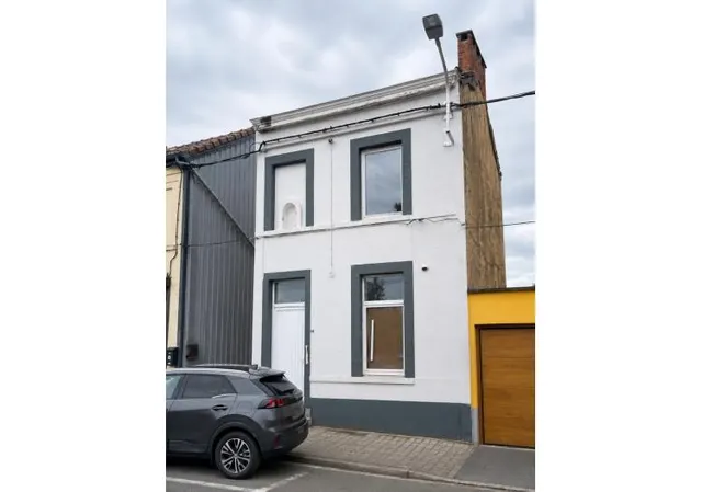Huis te koop in Farciennes – 1/10