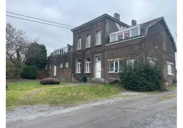 Appartement te koop in Houdeng-Aimeries – 1/10