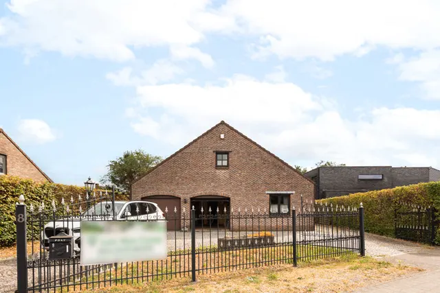 Huis te koop in Zemst – 1/2