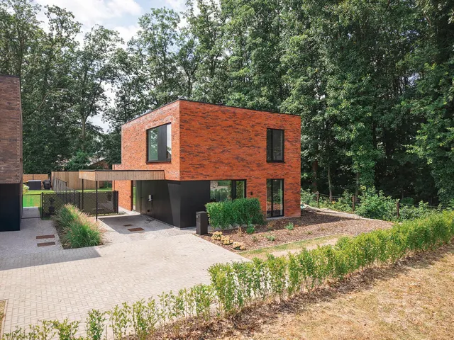 Huis for sale in Begijnendijk – 1/10