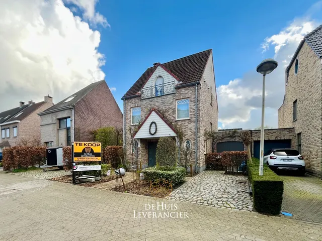 huis à vendre à Kontich – 1/10
