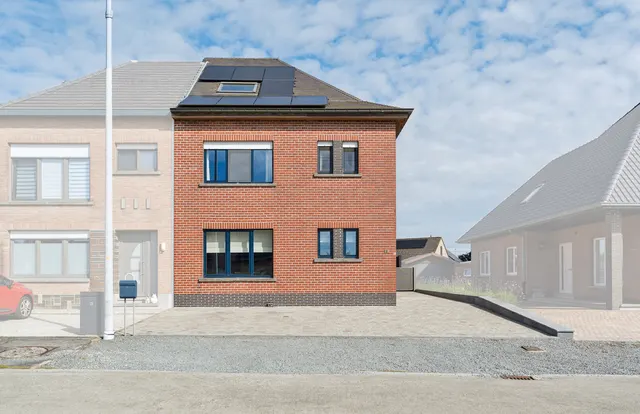 Huis te koop in Lierde – 1/10