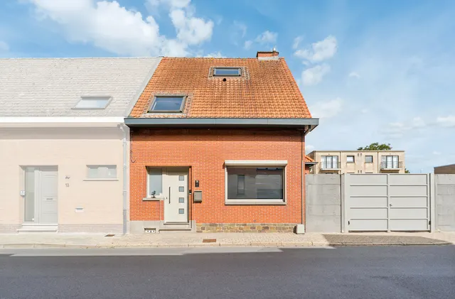 Huis te koop in Denderleeuw – 1/10