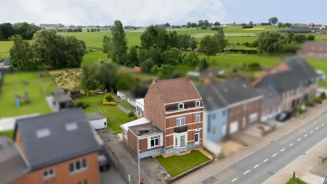 Maison à vendre à Bever – 1/10