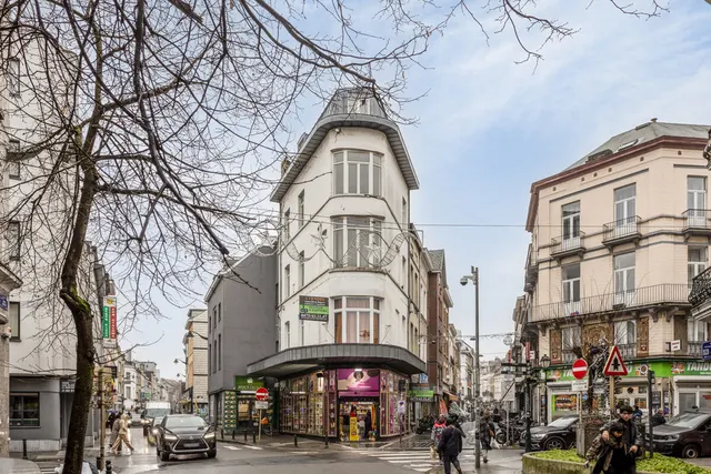 Huis te koop in Ixelles – 1/10