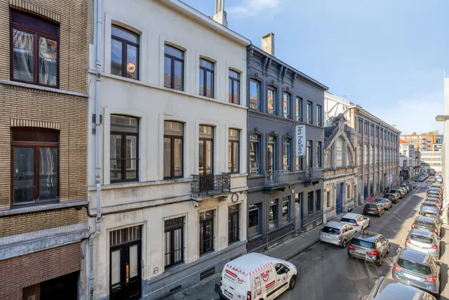 Huis te koop in Schaerbeek – 1/10
