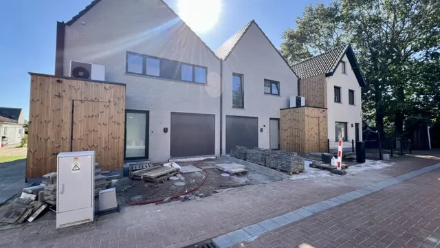 Maison à louer à Sijsele – 1/10