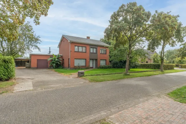 Huis te koop in Baarle-Hertog – 1/10