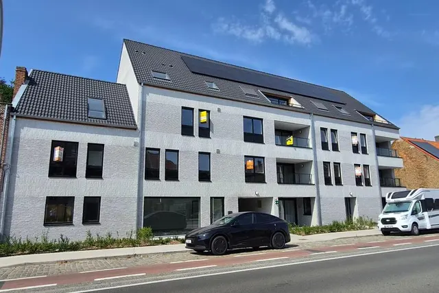 Appartement à louer à Sint-Andries – 1/4