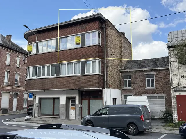 Appartement te koop in Charleroi – 1/10