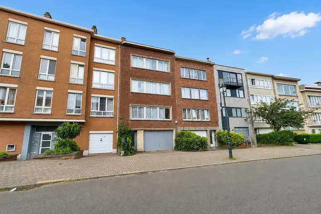 Appartement te koop in Neder-Over-Heembeek – 1/8