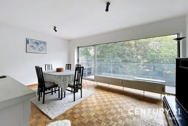 Appartement te koop in Schaerbeek – 1/9