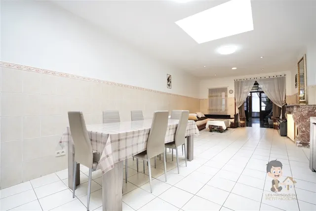 Huis te koop in La Louvière – 1/10