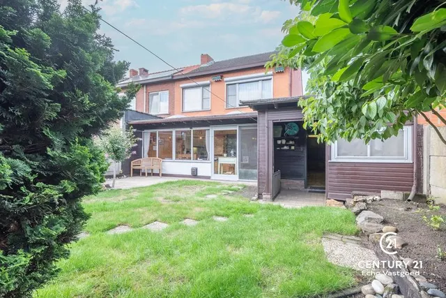 Huis te koop in Oud-Turnhout – 1/4