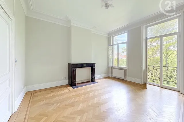 Maison à vendre à Saint-Gilles – 1/10