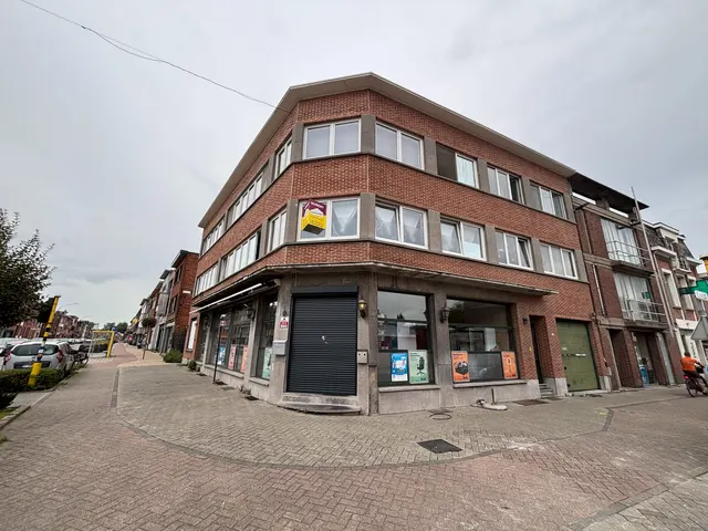 Appartement à louer à Burcht – 1/6