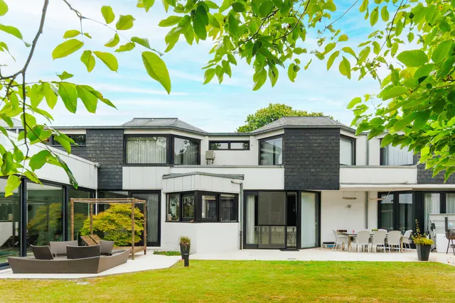 Huis te koop in Berchem – 1/10