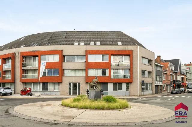 Appartement te koop in Waregem – 1/10