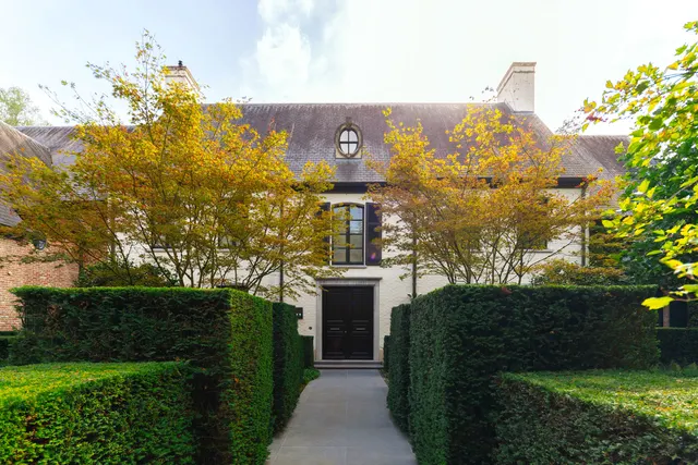 Villa te koop in Schilde – 1/10