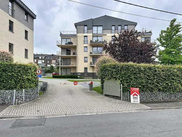 Appartement te koop in Tilleur – 1/10