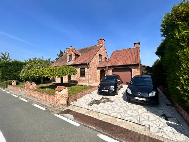 Huis te koop in Bas-Warneton – 1/10