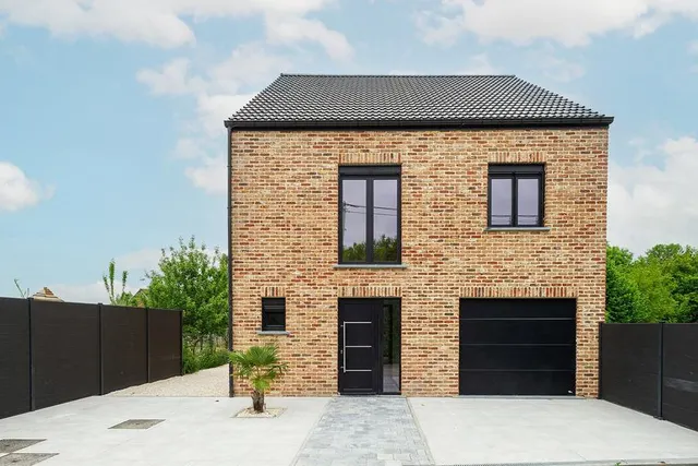 Huis te koop in Hensies – 1/10