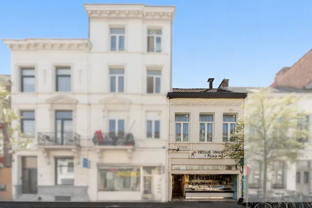 House for sale in Antwerpen – 1/10