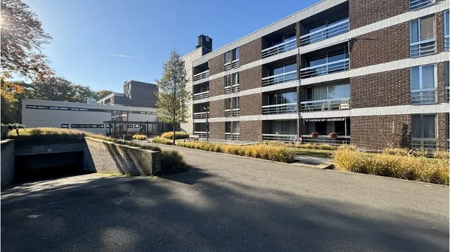 Serviceflat te koop in Assebroek – 1/10