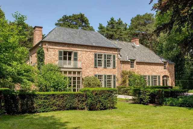 Villa te koop in Schilde – 1/10