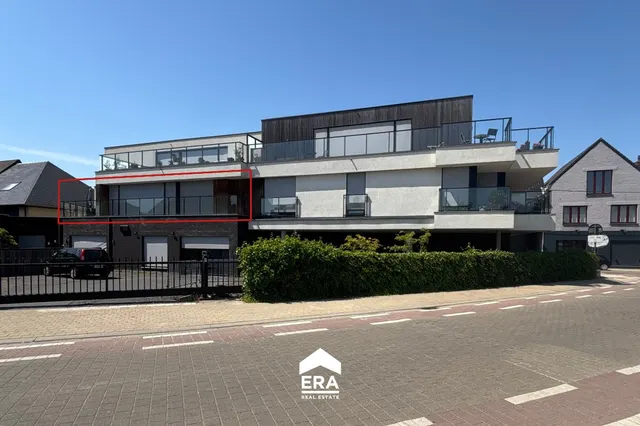 Appartement te koop in Zwevezele – 1/9
