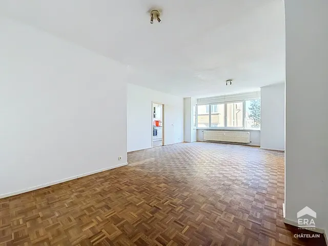 Appartement te koop in Etterbeek – 1/10