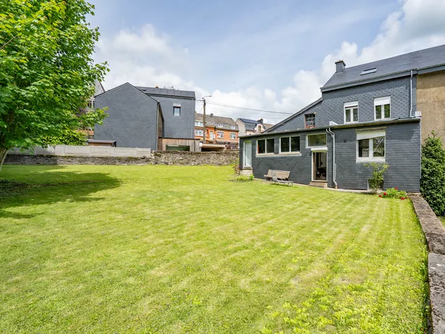 Huis te koop in Neufchâteau – 1/10