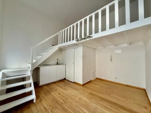 Appartement te koop in Ixelles – 1/7
