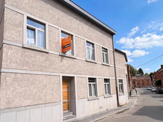 Huis te koop in Ecaussinnes – 1/10
