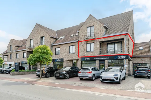 Appartement te koop in Waregem – 1/10