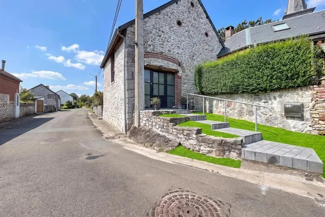 Huis te koop in Montignies-Saint-Christophe – 1/10