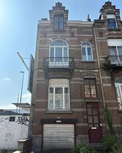 Maison à vendre à Molenbeek-Saint-Jean – 1/4