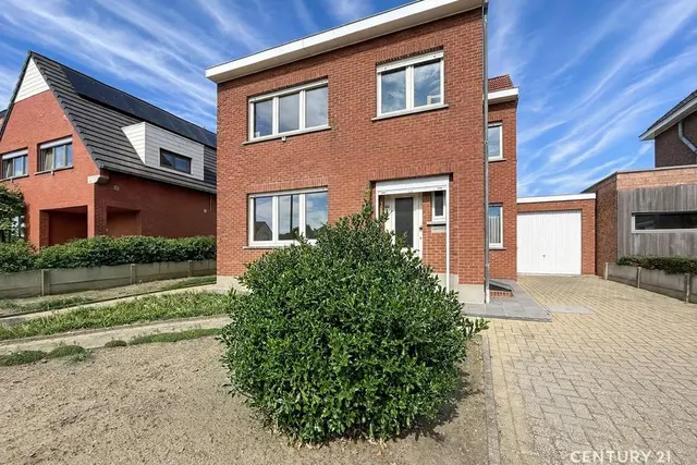 Maison à vendre à Betekom – 1/4