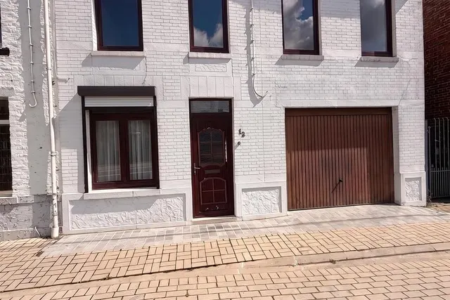 Maison à louer à Lobbes – 1/4