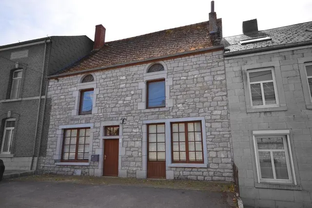 Huis te koop in Cerfontaine – 1/4