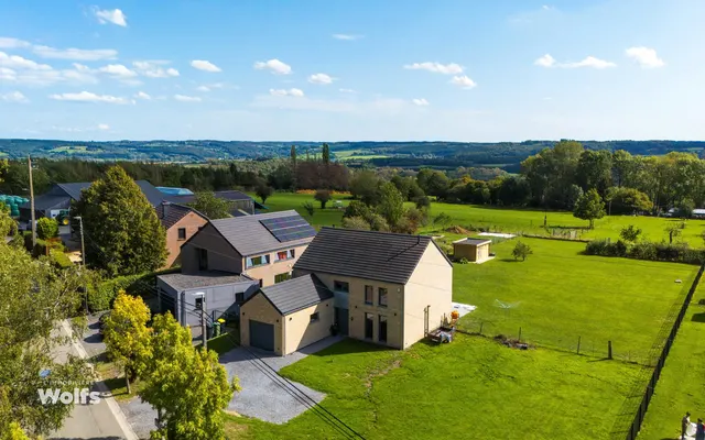 Villa à vendre à Comblain-au-Pont – 1/10