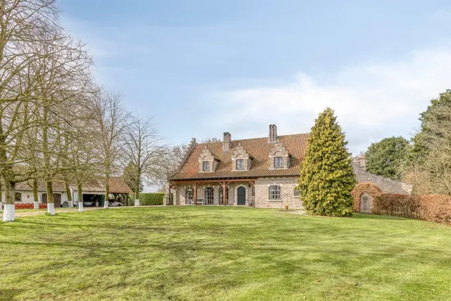 Villa te koop in Aalter – 1/10