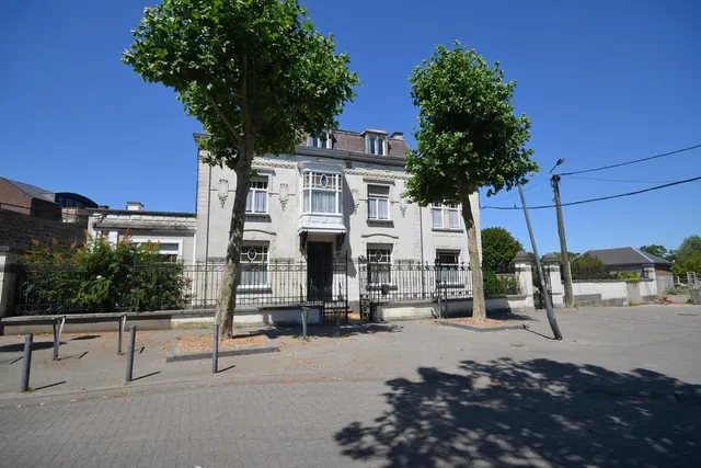 Maison à vendre à Couvin – 1/4